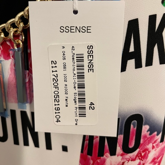 New with tags MOSCHINO dress - Picture 4 of 4